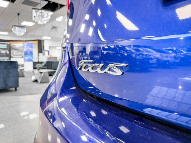 2017 Ford Focus 1L St-Line 5dr - Photo 11
