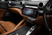 USED 2019 55 FERRARI GTC4Lusso 3.9T V8 Coupe 2dr Petrol F1 DCT Euro 6 (s/s) (610 ps) 