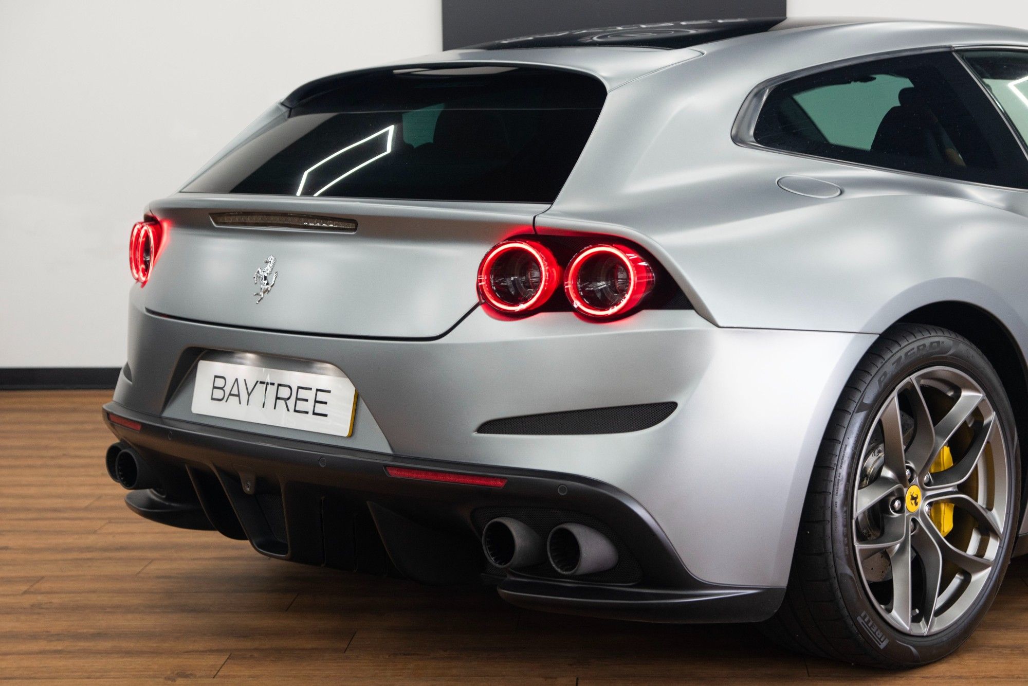 USED 2019 55 FERRARI GTC4Lusso 3.9T V8 Coupe 2dr Petrol F1 DCT Euro 6 (s/s) (610 ps) 