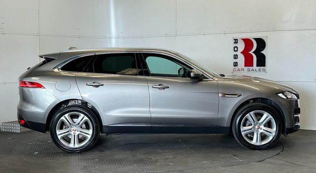 2018 Jaguar F-Pace 2L Portfolio 5dr - Photo 2