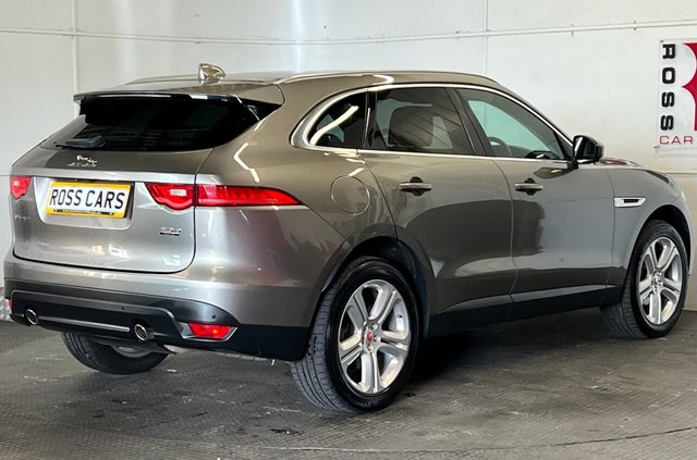 2018 Jaguar F-Pace 2L Portfolio 5dr - Photo 3