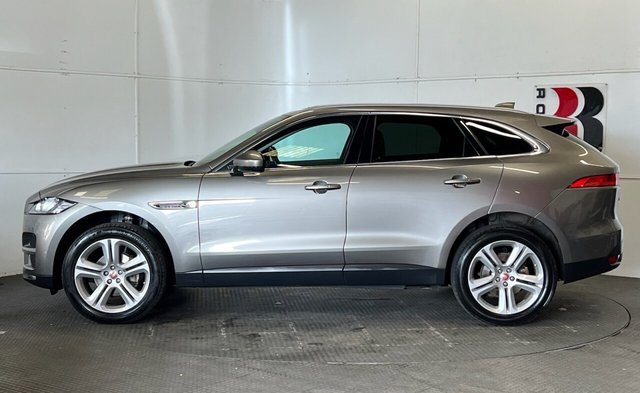 2018 Jaguar F-Pace 2L Portfolio 5dr - Photo 6