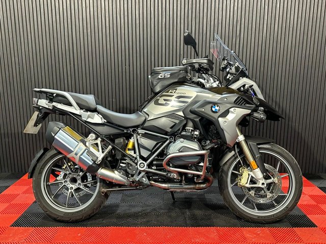 View our BMW R 1200 GS