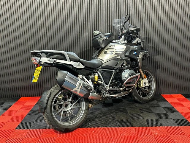 View our BMW R 1200 GS