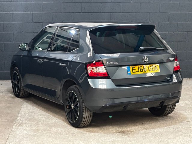 2017 SKODA FABIA - Photo 8