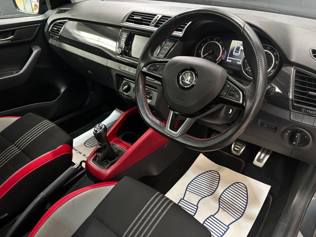 2017 SKODA FABIA - Photo 2
