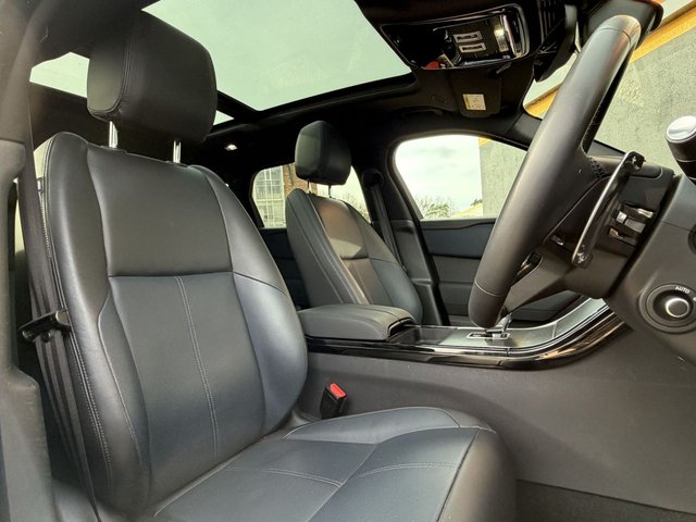 2024 Land Rover Range Rover Velar 2L Dynamic Se 5dr - Photo 12