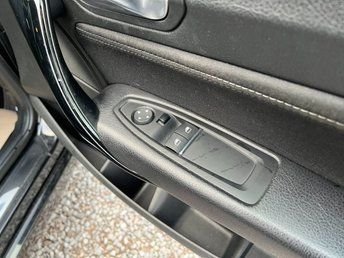 2019 BMW 1 SERIES - Photo 10