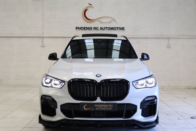 2020 BMW X5 - Photo 2