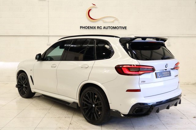 2020 BMW X5 - Photo 3