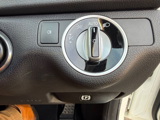 2012 MERCEDES-BENZ C-CLASS 1.6 - Photo 11