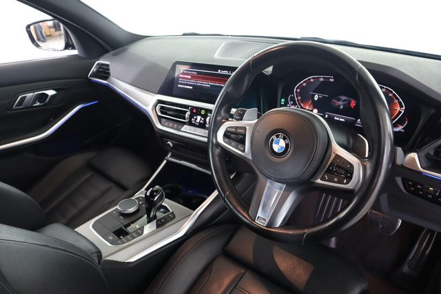 2021 BMW 3 Series - Photo 11