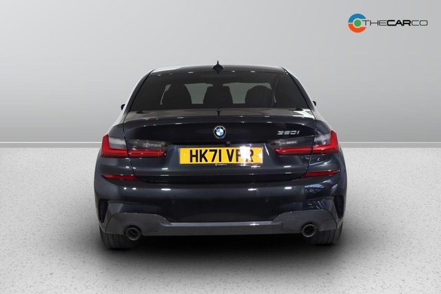 2021 BMW 3 Series - Photo 8