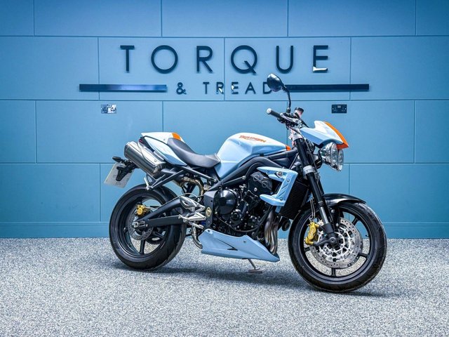 2011 11 Triumph Street Triple 675 675 R Naked Gulf Colours