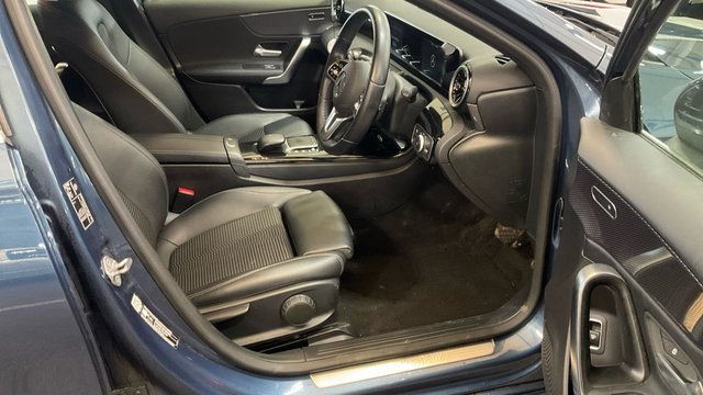 2022 Mercedes-Benz A-Class 1.3L Sport 4dr - Photo 9