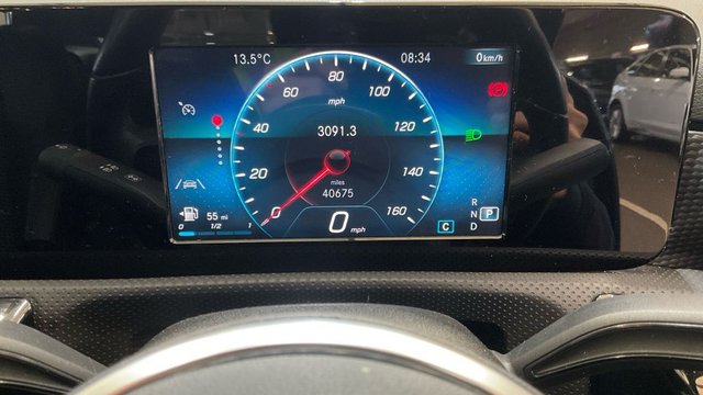 2022 Mercedes-Benz A-Class 1.3L Sport 4dr - Photo 10