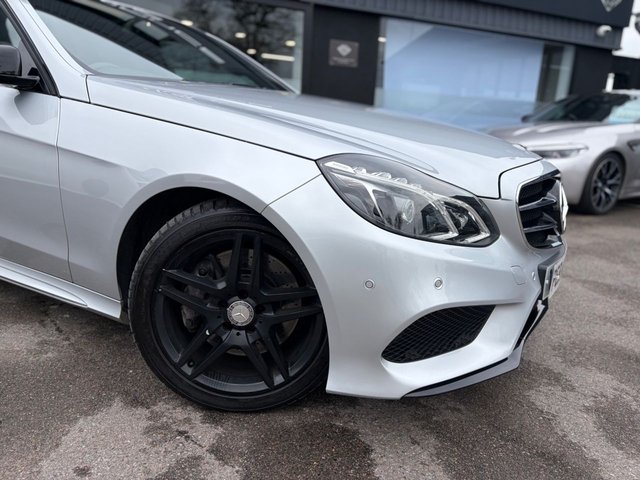 2015 Mercedes-Benz E-CLASS - Photo 9