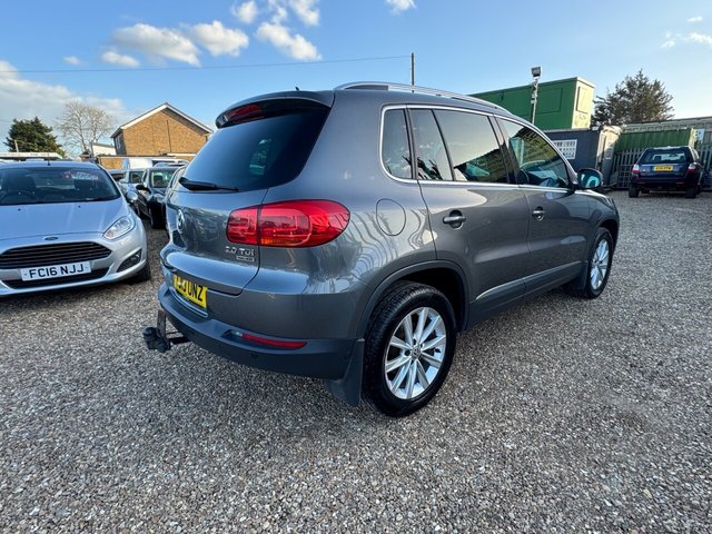2013 VOLKSWAGEN TIGUAN 2.0 TDI BlueMotion Tech SE SUV 5dr Diesel DSG 4WD Euro 5 (s/s) (140 ps) - Photo 6