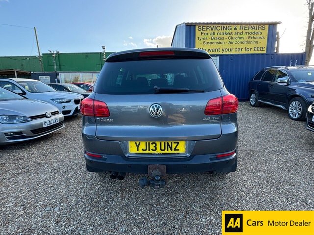 2013 VOLKSWAGEN TIGUAN 2.0 TDI BlueMotion Tech SE SUV 5dr Diesel DSG 4WD Euro 5 (s/s) (140 ps) - Photo 4