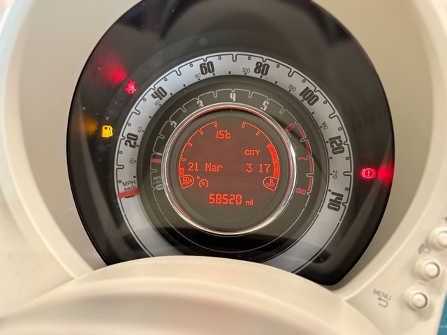 2017 FIAT 500C - Photo 8