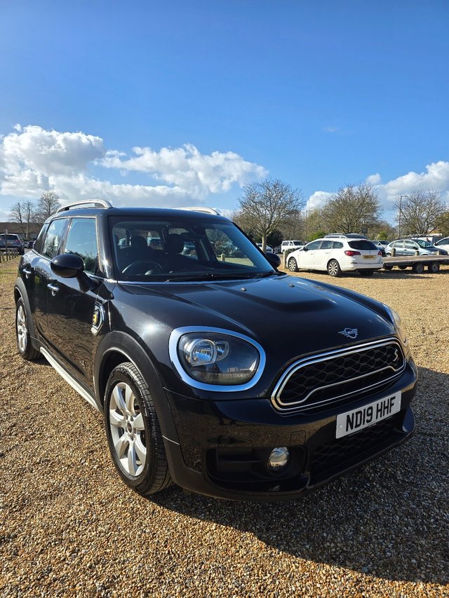 2019 COUNTRYMAN 1.5 7.6KWH GPF COOPER SE SUV 5DR PETROL PLUG IN HYBRID AUTO... photo