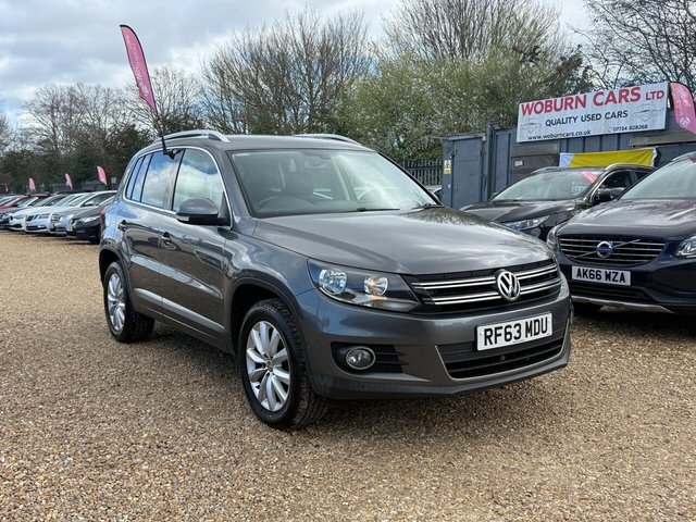 2013 VOLKSWAGEN TIGUAN 2.0 TDI BlueMotion Tech Match DSG 4WD Euro 5 (s/s) 5dr - Photo 4