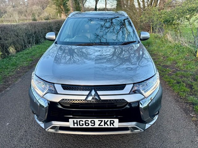 2019 MITSUBISHI OUTLANDER - Photo 7