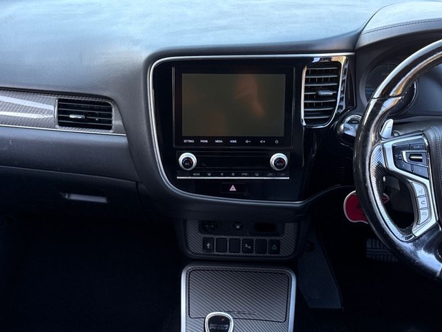 2019 MITSUBISHI OUTLANDER - Photo 10