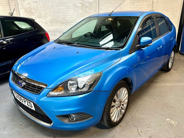 2009 FORD FOCUS 1.6 Titanium Hatchback 5dr Petrol Manual (159 g/km, 99 bhp) - Photo 3