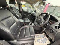USED 2009 59 VOLKSWAGEN TIGUAN 2.0 TDI Escape 4WD Euro 5 5dr SATNAV+LEATHER+P-CAMERA