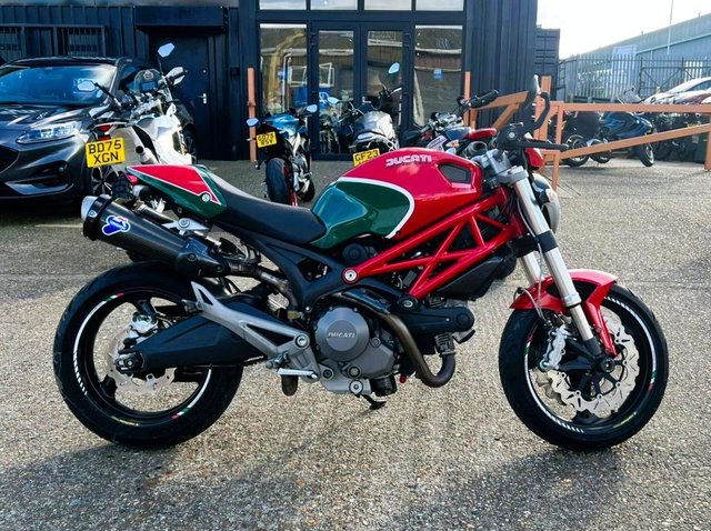 2011 11 Ducati Monster 696 - BUY ONLINE 24 HRS A DAY - FINANCE AVAILABLE - ALL TYPES OF CREDIT ACCEPTED