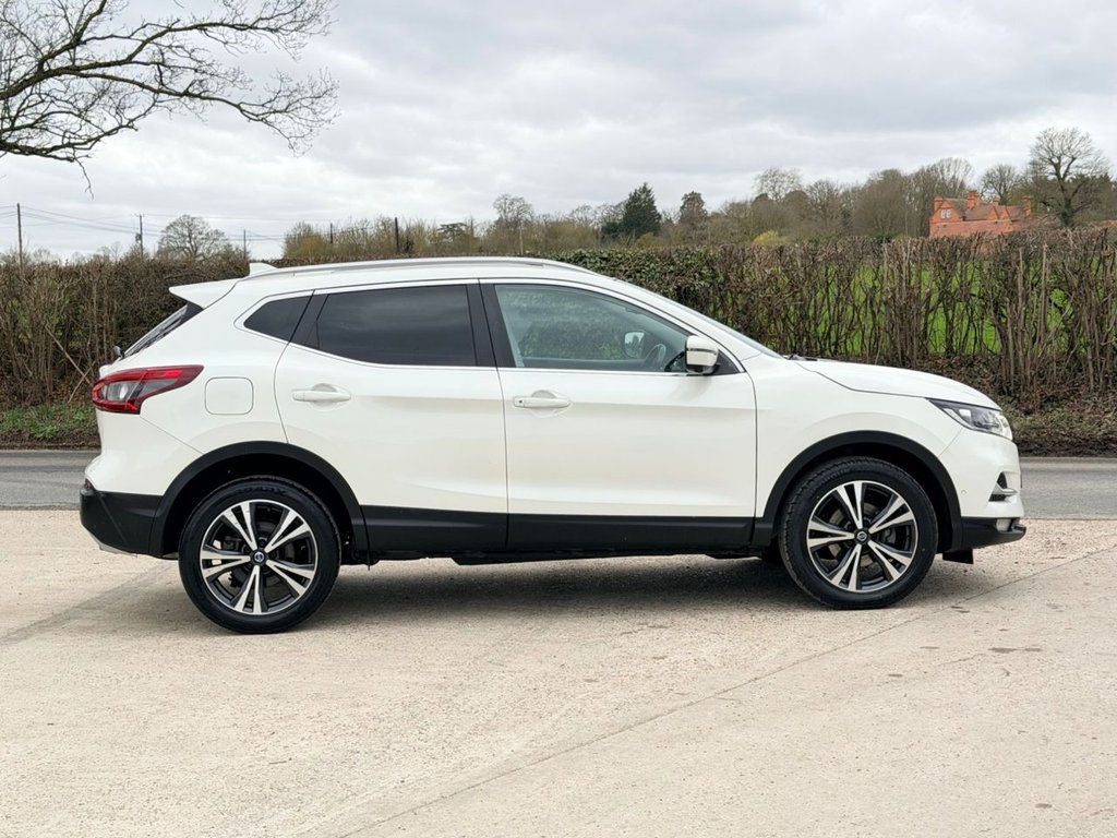 USED 2020 69 NISSAN QASHQAI 1.3 DIG-T N-Connecta SUV 5dr Petrol Manual Euro 6 (s/s) (140 ps) 5 Services|Roof|SatNav|360 View Camera|R.F Sensors|