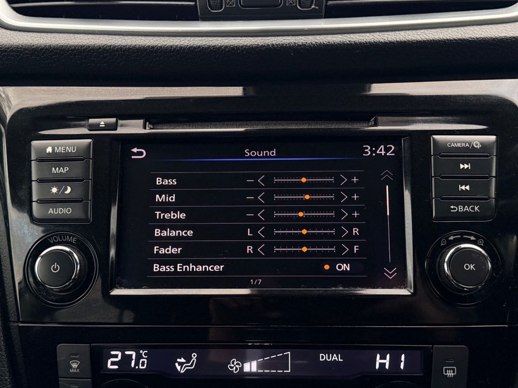 USED 2020 69 NISSAN QASHQAI 1.3 DIG-T N-Connecta SUV 5dr Petrol Manual Euro 6 (s/s) (140 ps) 5 Services|Roof|SatNav|360 View Camera|R.F Sensors|