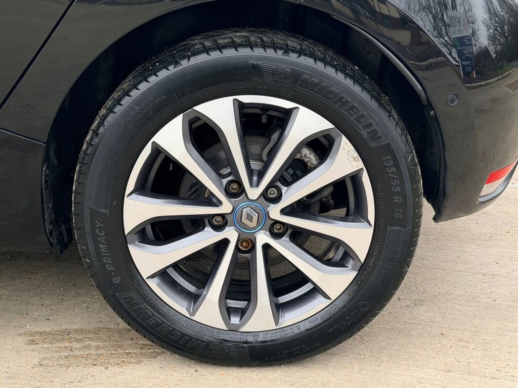 USED 2022 22 RENAULT ZOE R135 EV50 52kWh GT Line + Hatchback 5dr Electric Auto (Rapid Charge) (134 bhp) Camera|Heated Seats|SatNav|Lane Assist|Cruise|Heated Steering|