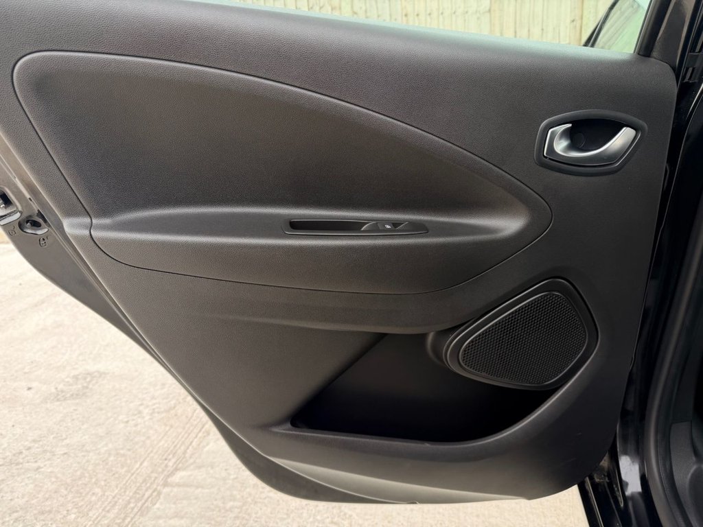 USED 2022 22 RENAULT ZOE R135 EV50 52kWh GT Line + Hatchback 5dr Electric Auto (Rapid Charge) (134 bhp) Camera|Heated Seats|SatNav|Lane Assist|Cruise|Heated Steering|