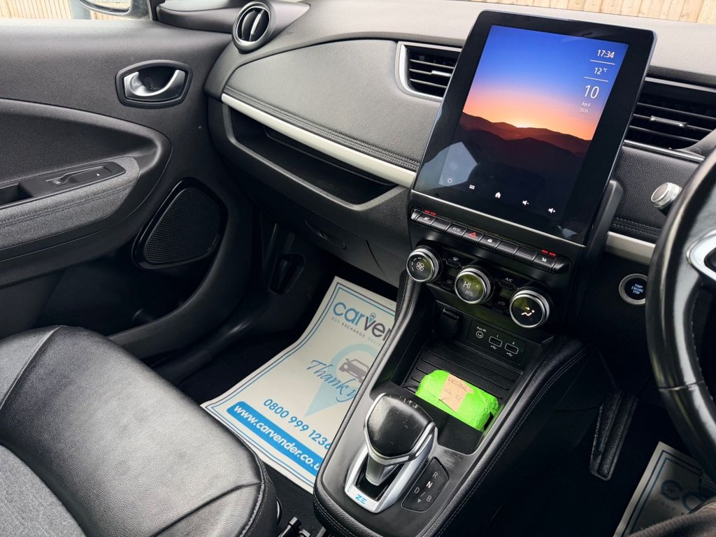 USED 2022 22 RENAULT ZOE R135 EV50 52kWh GT Line + Hatchback 5dr Electric Auto (Rapid Charge) (134 bhp) Camera|Heated Seats|SatNav|Lane Assist|Cruise|Heated Steering|