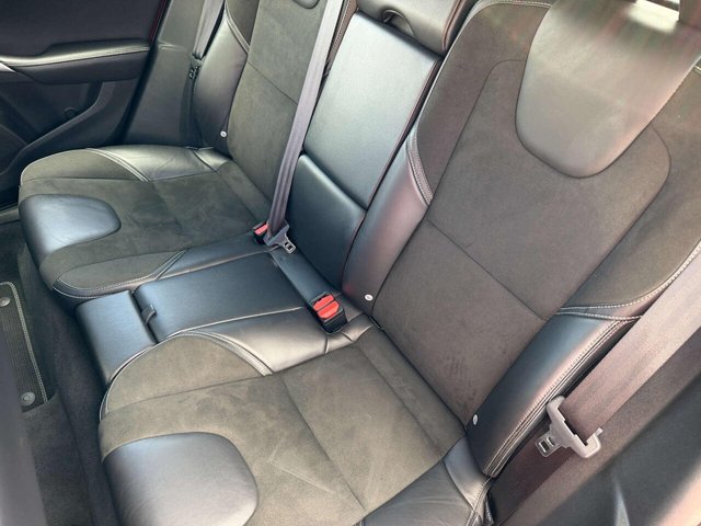 2016 Volvo V40 - Photo 9