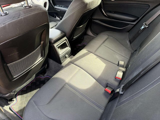 2018 BMW 1 Series - Photo 9