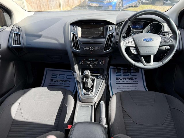 2016 Ford Focus - Photo 7