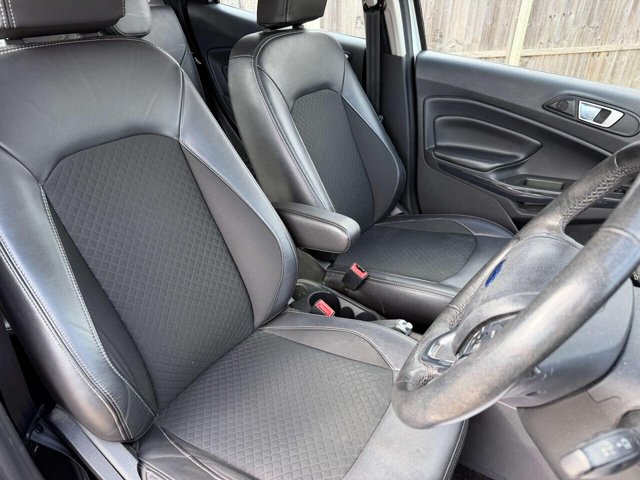 2017 Ford Ecosport - Photo 5