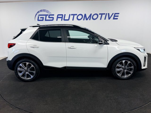 2021 KIA STONIC - Photo 5