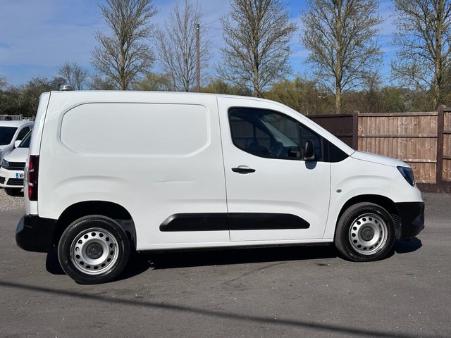 2021 VAUXHALL COMBO - Photo 5