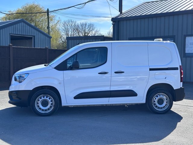 2021 VAUXHALL COMBO - Photo 9
