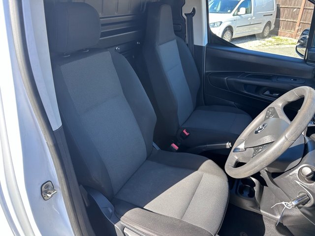2021 VAUXHALL COMBO - Photo 12