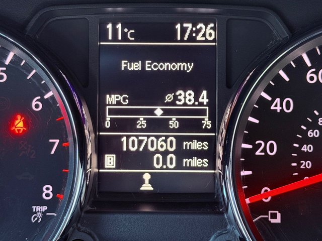 2013 NISSAN QASHQAI - Photo 2