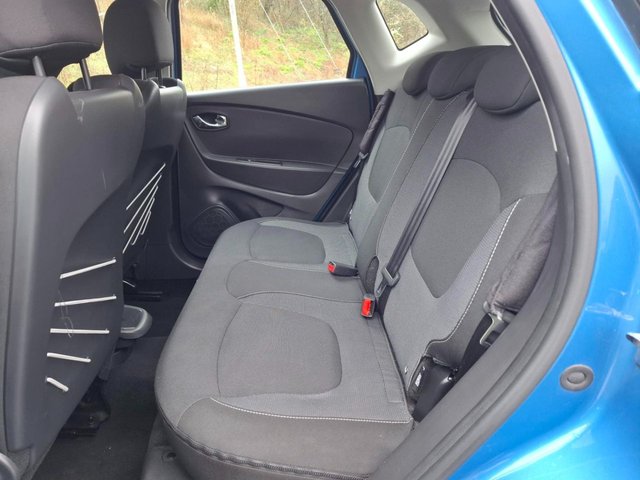 2015 RENAULT CAPTUR - Photo 9