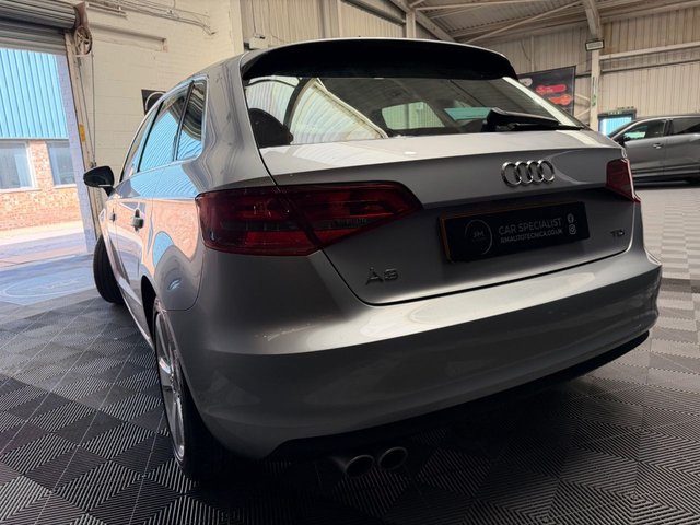 2016 AUDI A3 - Photo 8