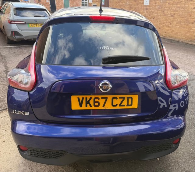 2017 NISSAN JUKE 1.2 DIG-T N-Connecta SUV 5dr Petrol Manual Euro 6 (s/s) (115 ps) - Photo 5