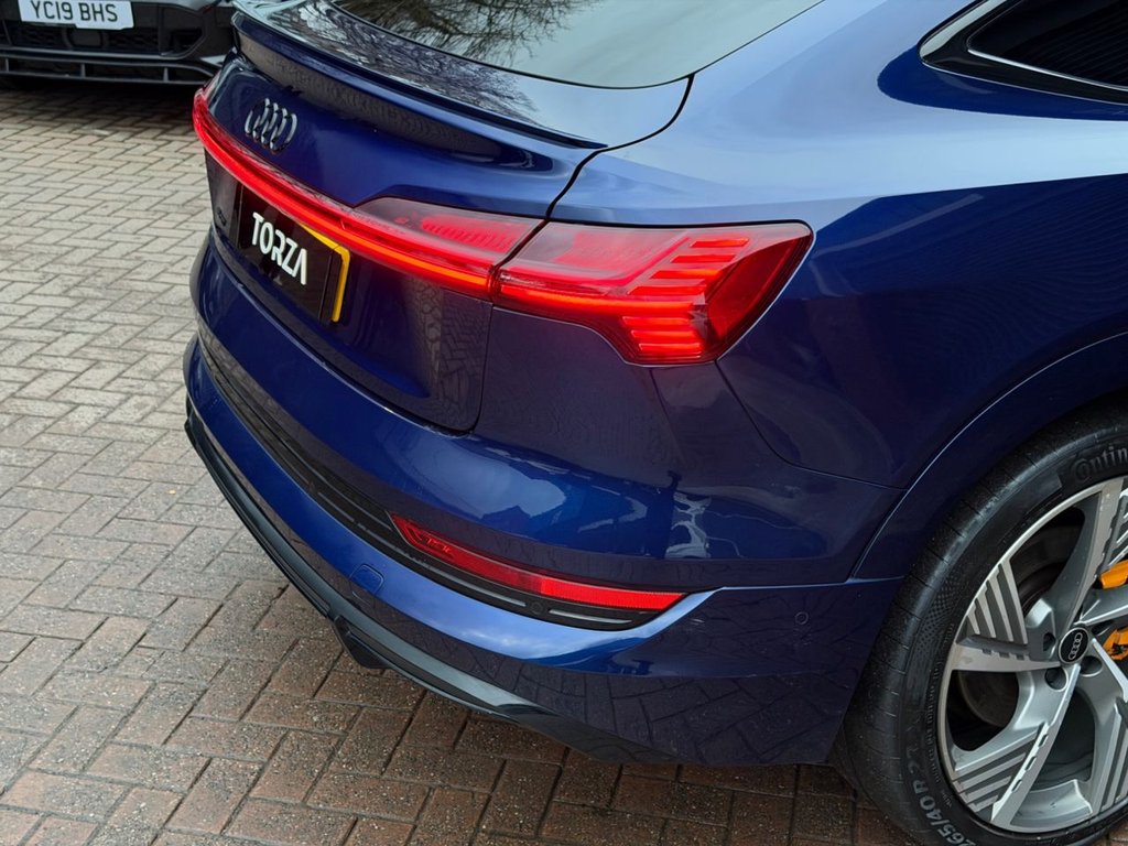 USED 2022 22 AUDI E-TRON 55 Vorsprung Sportback 5dr Electric Auto quattro 95kWh (11kW Charger) (408 ps) 