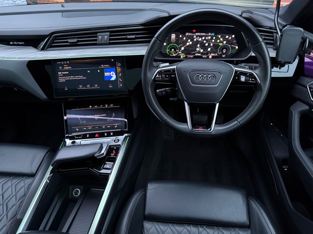USED 2022 22 AUDI E-TRON 55 Vorsprung Sportback 5dr Electric Auto quattro 95kWh (11kW Charger) (408 ps) 